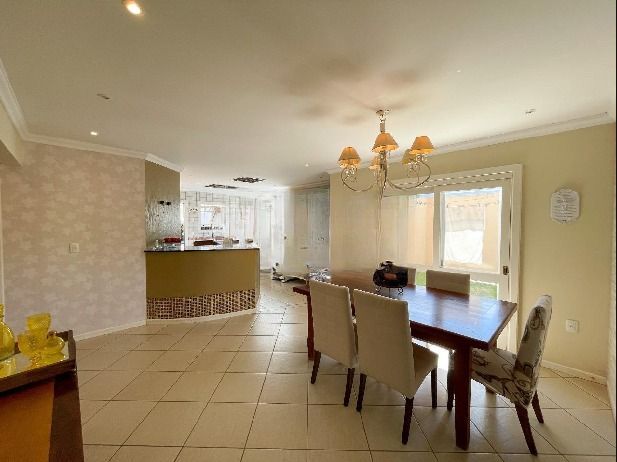 Casa à venda com 3 quartos, 362m² - Foto 6