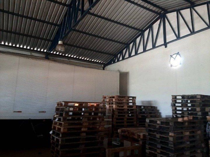 Depósito-Galpão-Armazém à venda, 209m² - Foto 8
