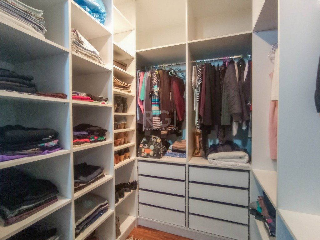 Sobrado à venda com 3 quartos, 180m² - Foto 17