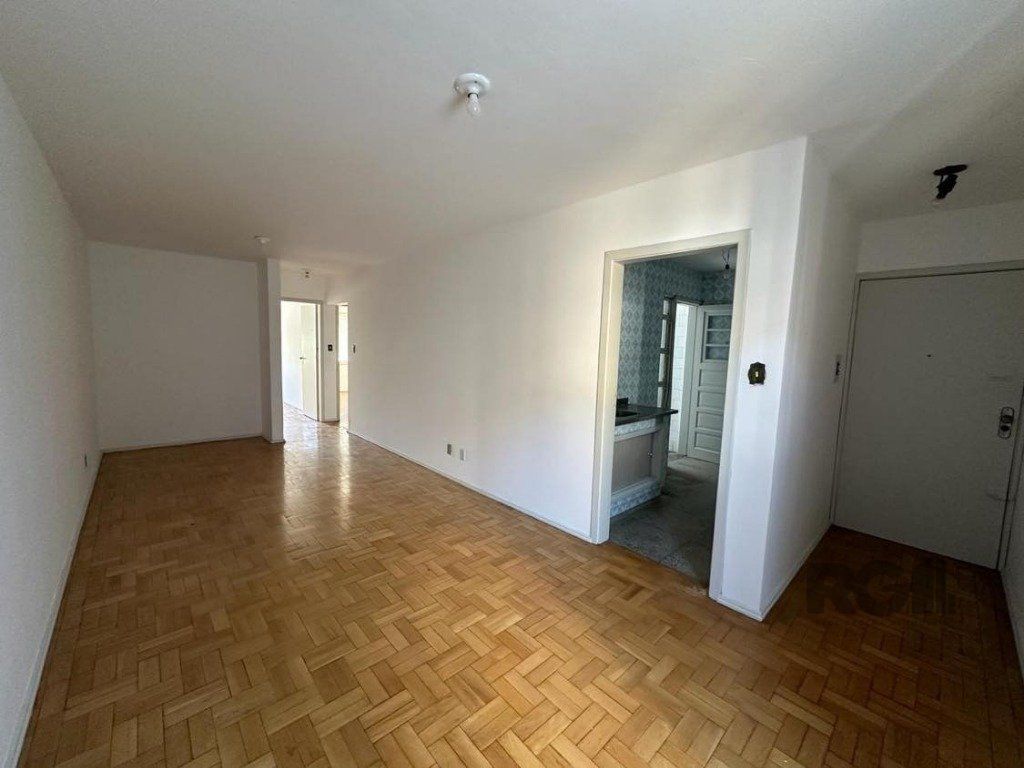 Apartamento à venda com 2 quartos, 79m² - Foto 2