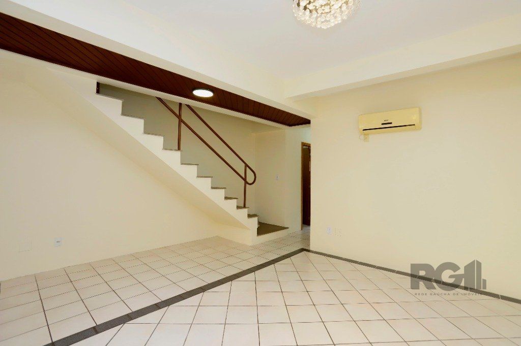 Casa à venda com 3 quartos, 163m² - Foto 5
