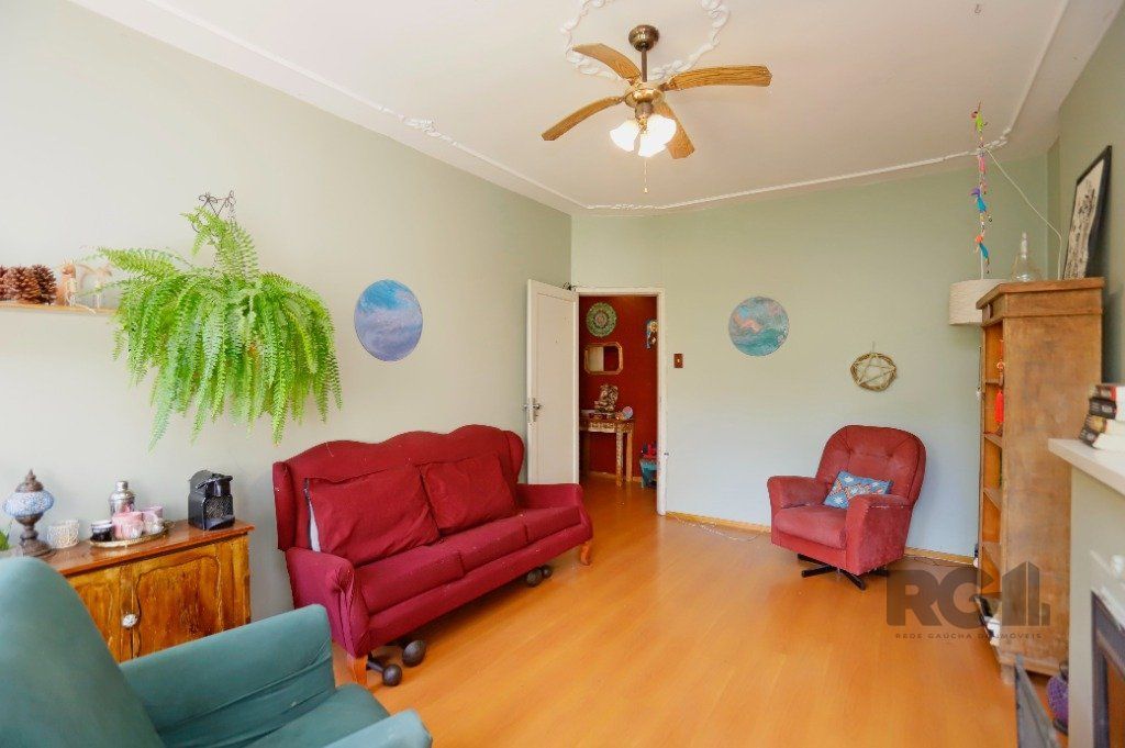 Apartamento à venda com 110m², 3 quartos no bairro Santana em Porto Alegre