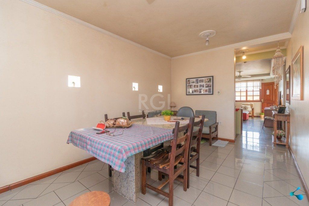 Casa à venda com 3 quartos, 272m² - Foto 12