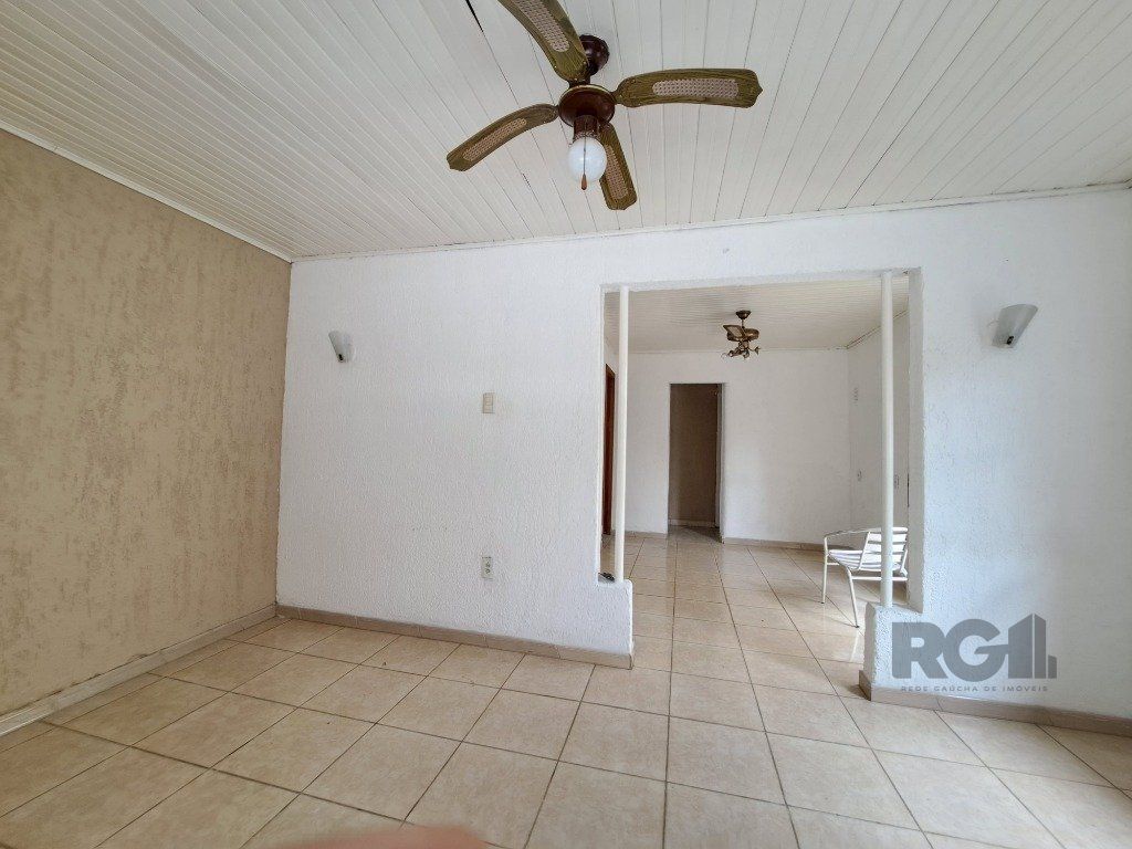 Casa à venda com 2 quartos, 59m² - Foto 7