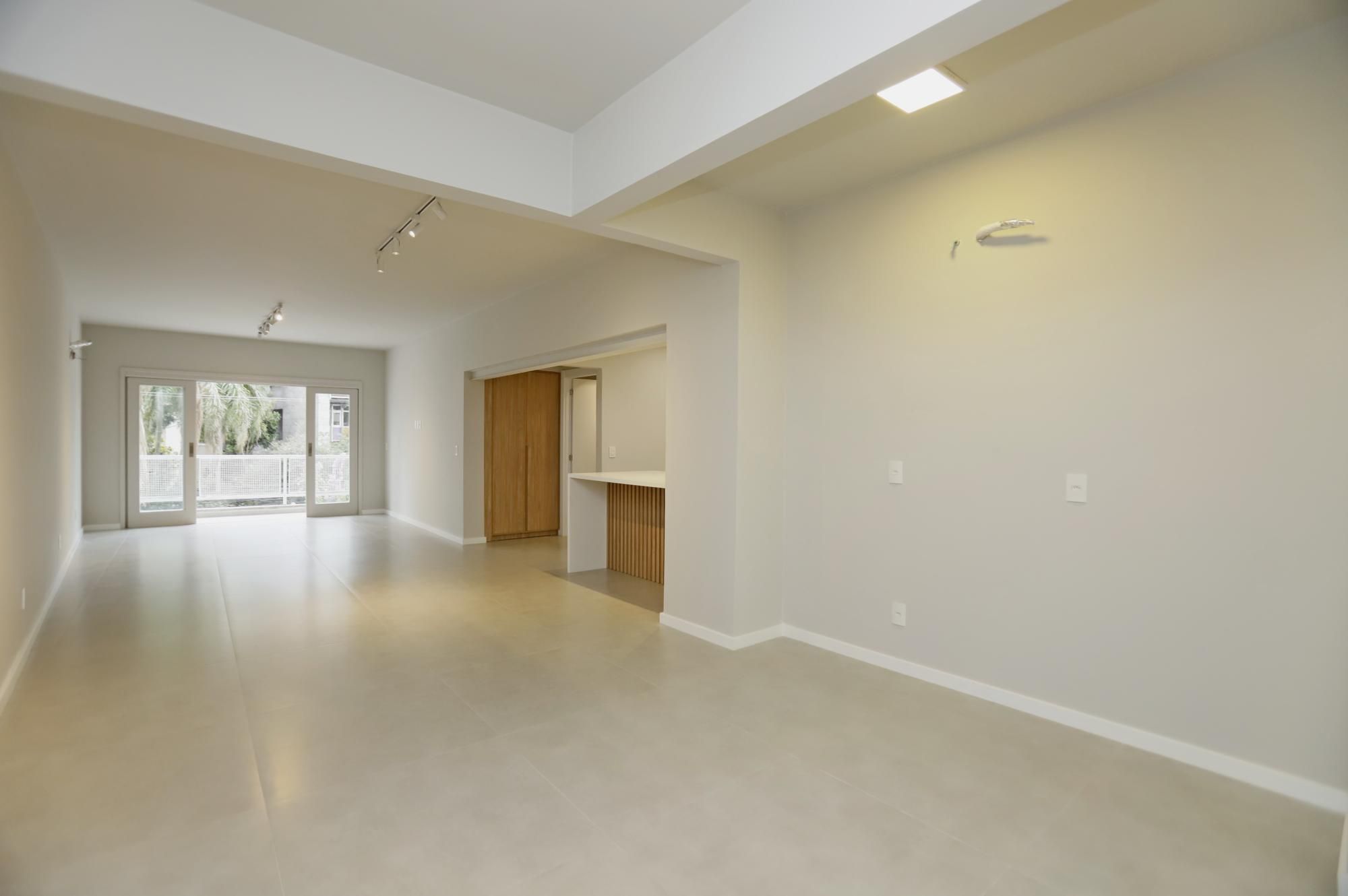Apartamento à venda com 3 quartos, 143m² - Foto 2