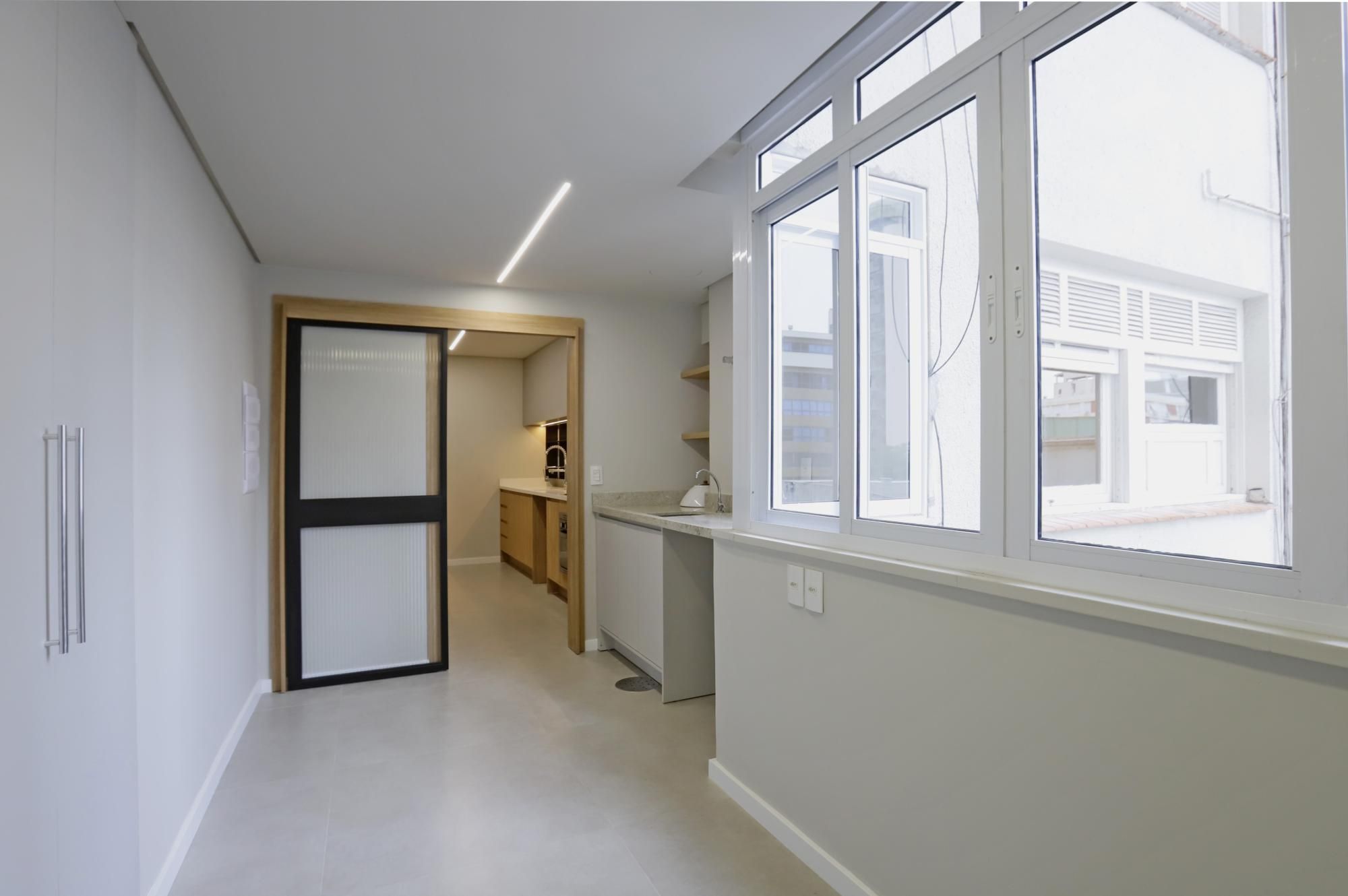 Apartamento à venda com 3 quartos, 143m² - Foto 19