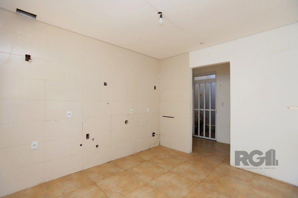 Casa à venda com 3 quartos, 200m² - Foto 10