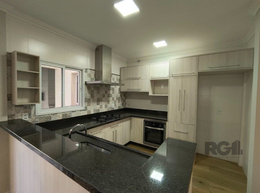 Casa de Condomínio à venda com 3 quartos, 170m² - Foto 1