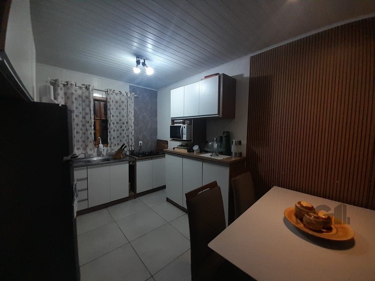 Casa à venda com 3 quartos, 119m² - Foto 3