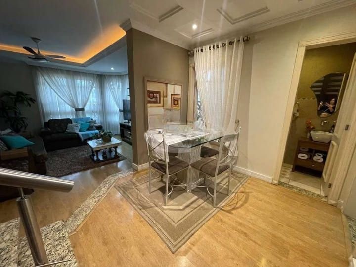 Casa à venda com 4 quartos, 160m² - Foto 4