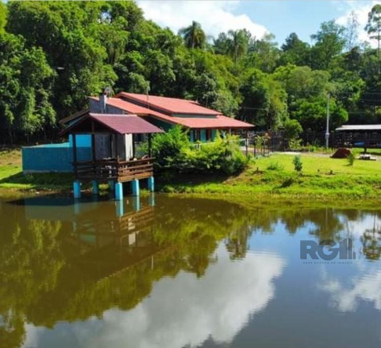 Fazenda à venda com 4 quartos, 22001m² - Foto 1