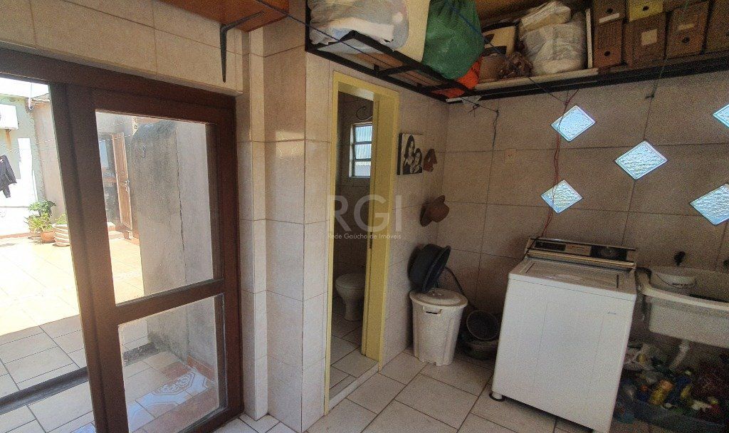 Casa à venda com 4 quartos, 290m² - Foto 4