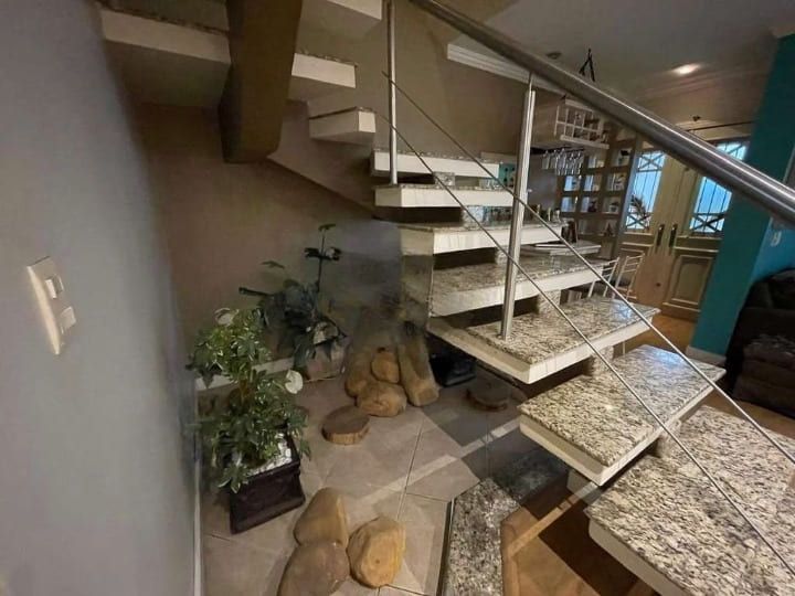 Casa à venda com 4 quartos, 161m² - Foto 8