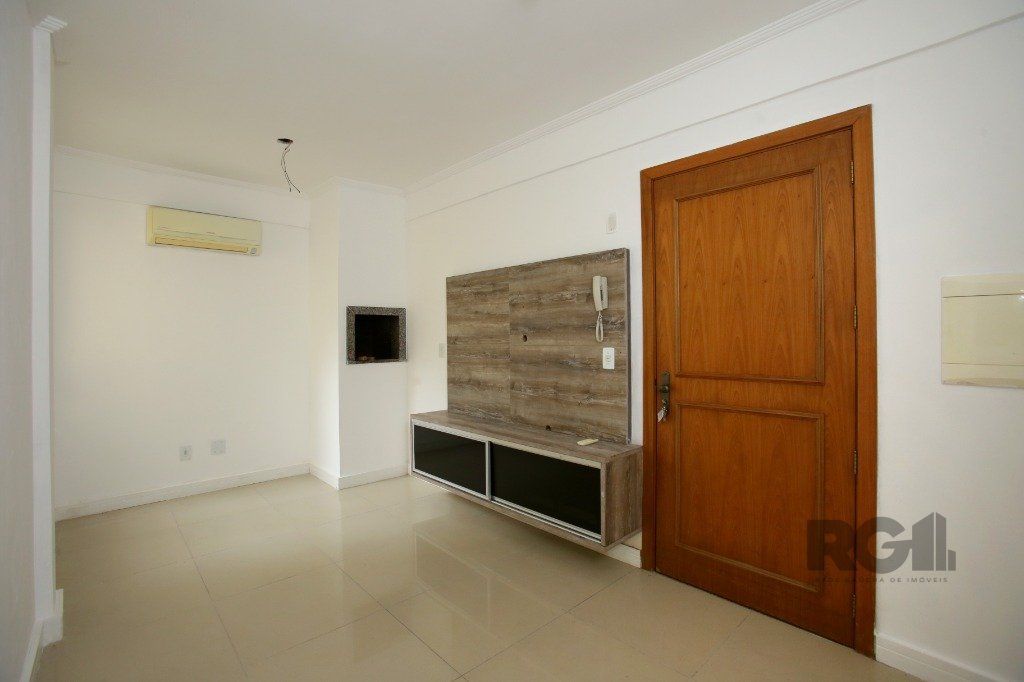 Apartamento 2 Dormitórios no Bairro Jardim Ipiranga em Porto Alegre — foto 3
