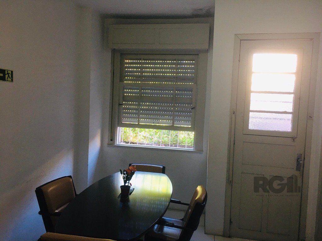 Casa à venda com 4 quartos, 160m² - Foto 7