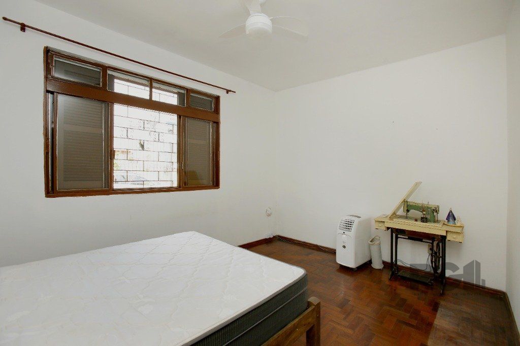 Casa à venda com 4 quartos, 150m² - Foto 5