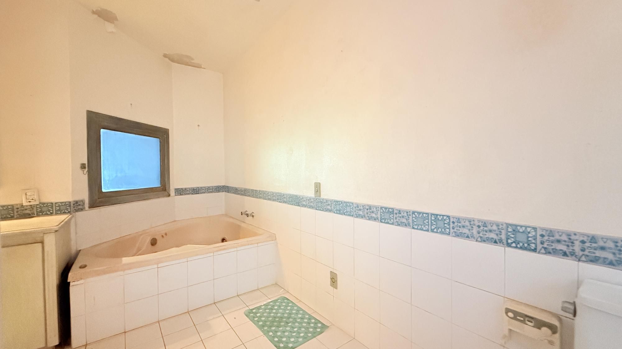Casa à venda com 5 quartos, 300m² - Foto 15