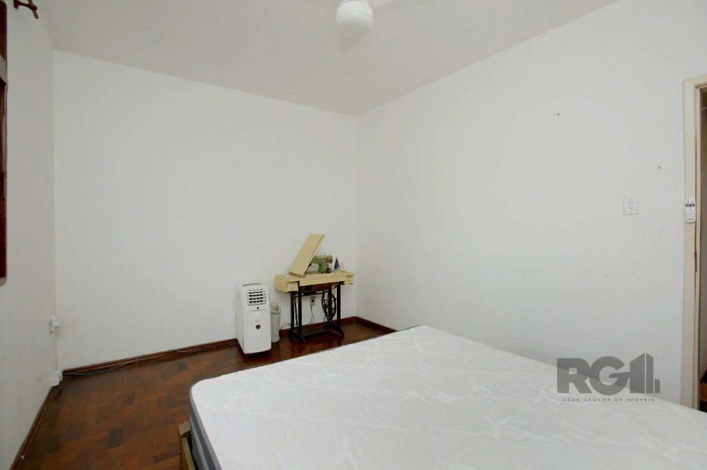 Casa à venda com 4 quartos, 150m² - Foto 8