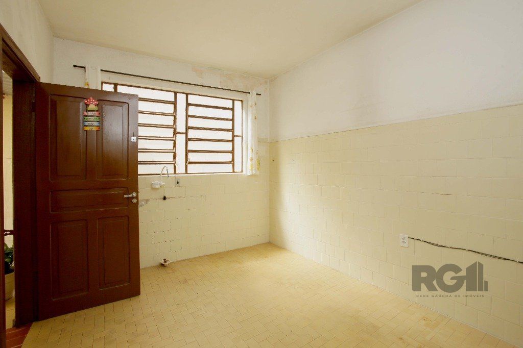 Casa à venda com 4 quartos, 150m² - Foto 18