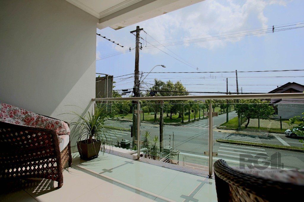 Casa à venda com 3 quartos, 300m² - Foto 40