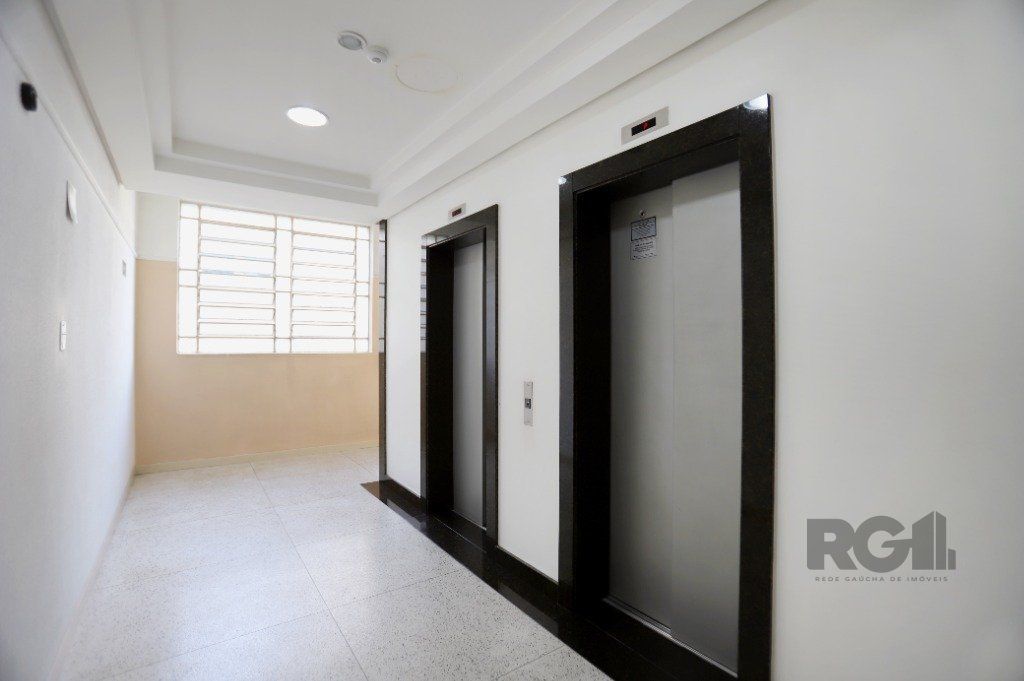Apartamento à venda com 2 quartos, 98m² - Foto 2