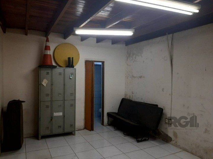 Depósito-Galpão-Armazém à venda, 209m² - Foto 7