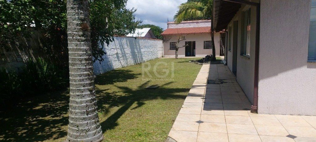Casa à venda com 5 quartos, 220m² - Foto 22