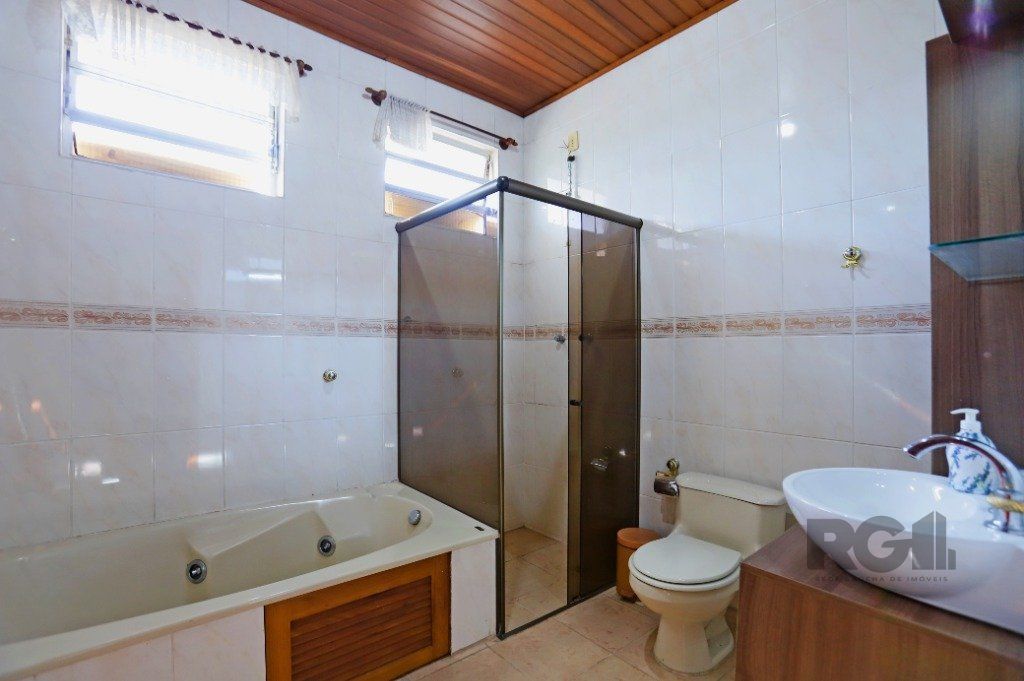 Casa à venda com 3 quartos, 200m² - Foto 38