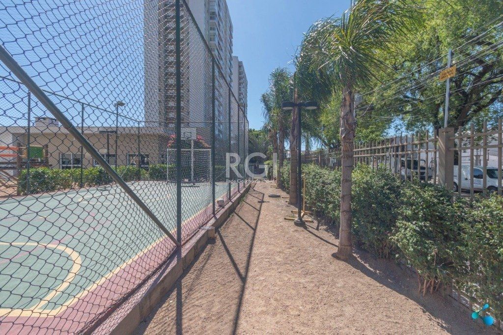 Apartamento à venda com 2 quartos, 64m² - Foto 23