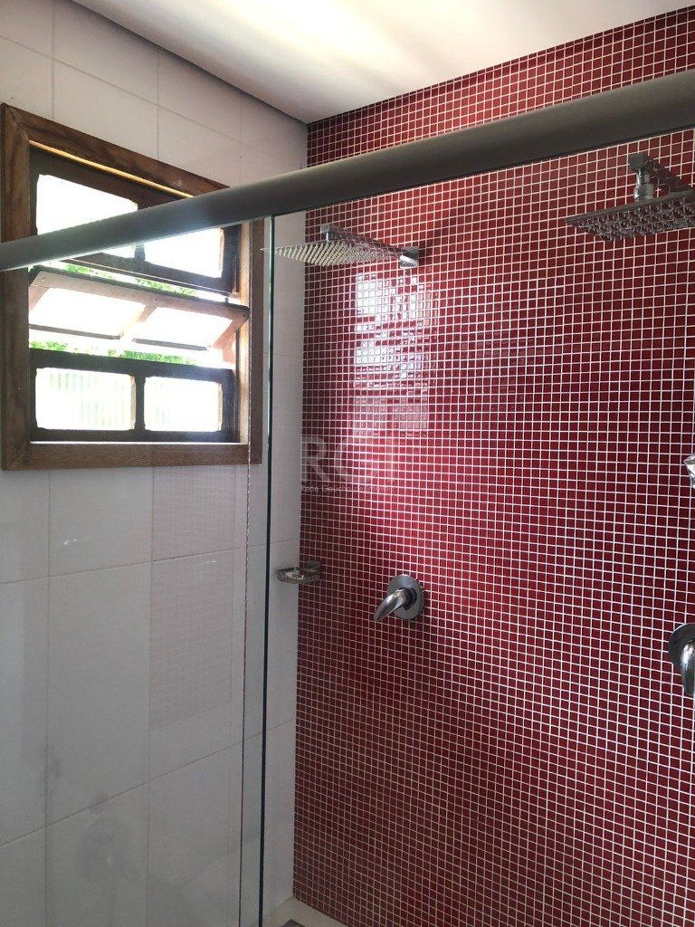 Casa à venda com 5 quartos, 220m² - Foto 19