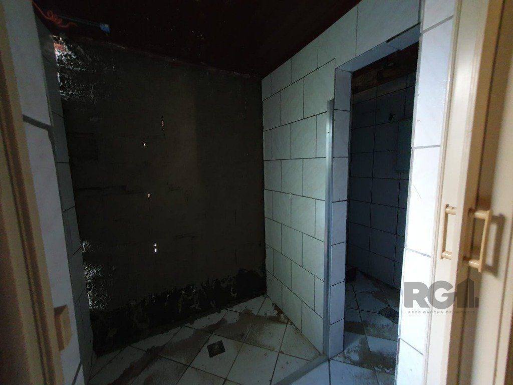 Casa à venda com 2 quartos, 242m² - Foto 9