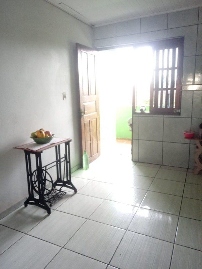 Casa à venda com 4 quartos, 180m² - Foto 3