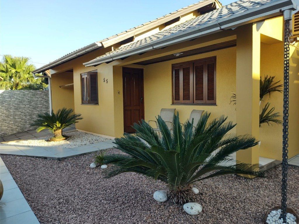 Casa à venda com 4 quartos, 78m² - Foto 2