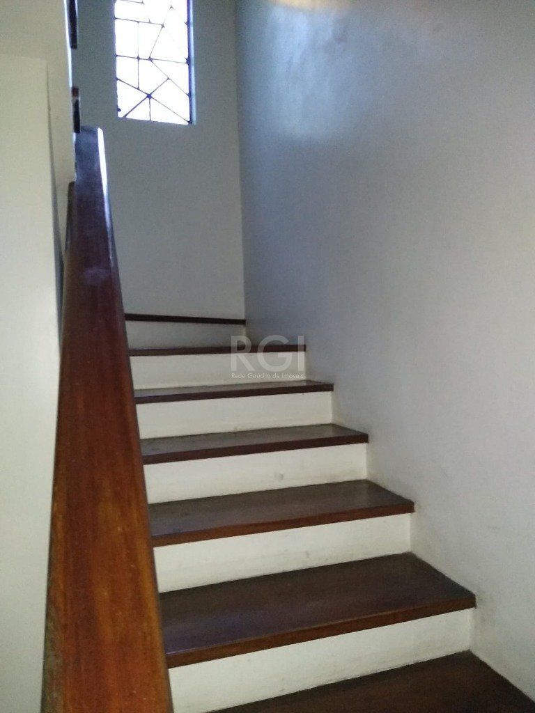 Casa à venda com 5 quartos, 265m² - Foto 9