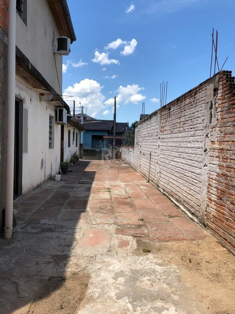 Casa à venda com 2 quartos, 212m² - Foto 2
