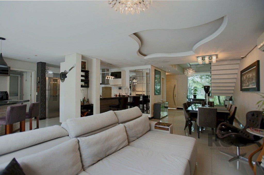 Casa à venda com 3 quartos, 300m² - Foto 8