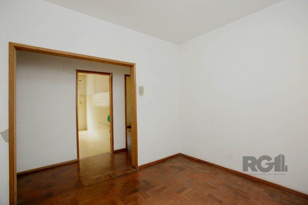 Casa à venda com 4 quartos, 150m² - Foto 14