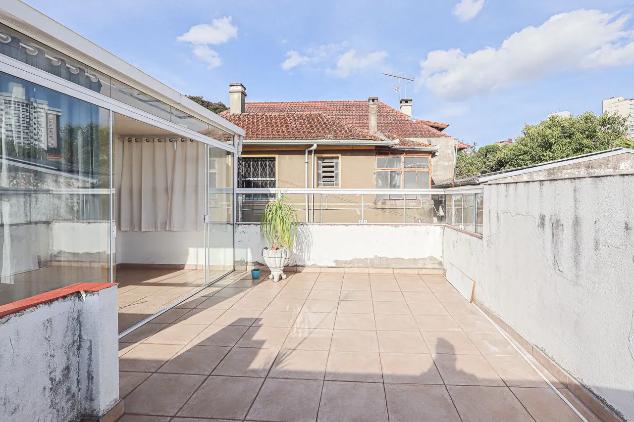Casa, 3 dormitórios no bairro Higienópolis em Porto Alegre para Comprar