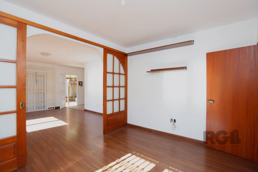 Casa à venda com 3 quartos, 200m² - Foto 8