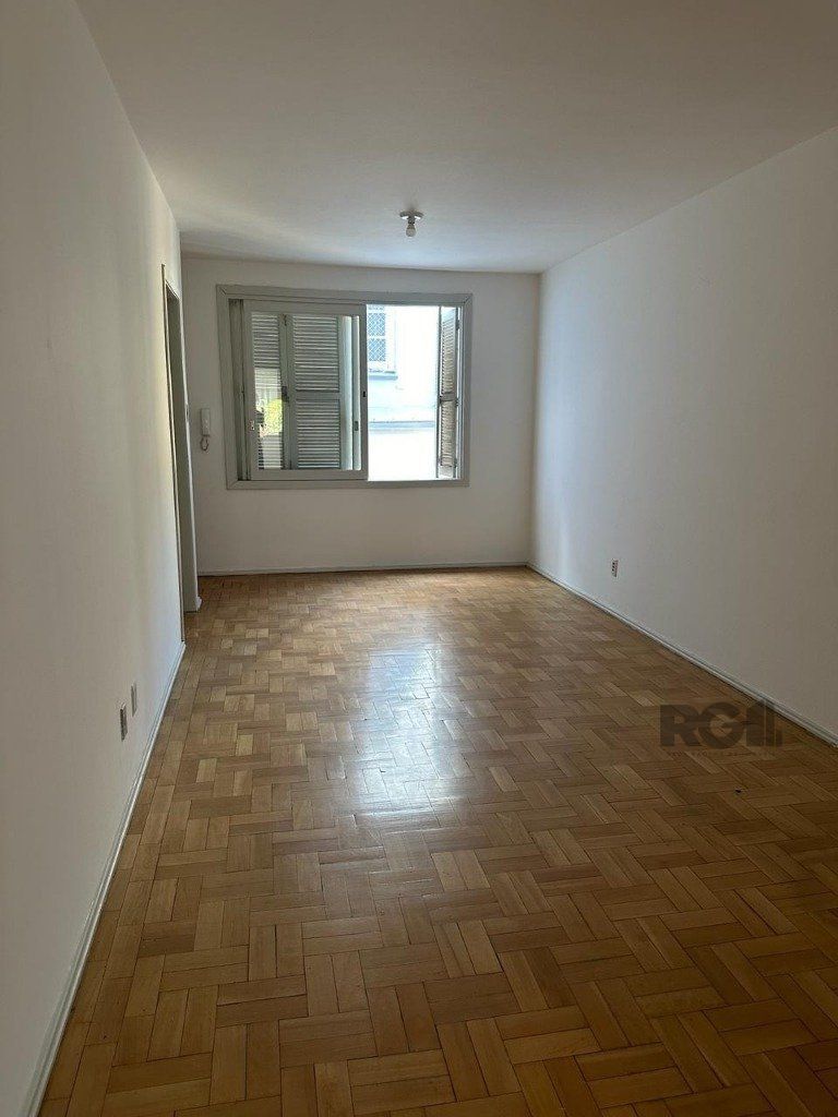 Apartamento à venda com 2 quartos, 79m² - Foto 4