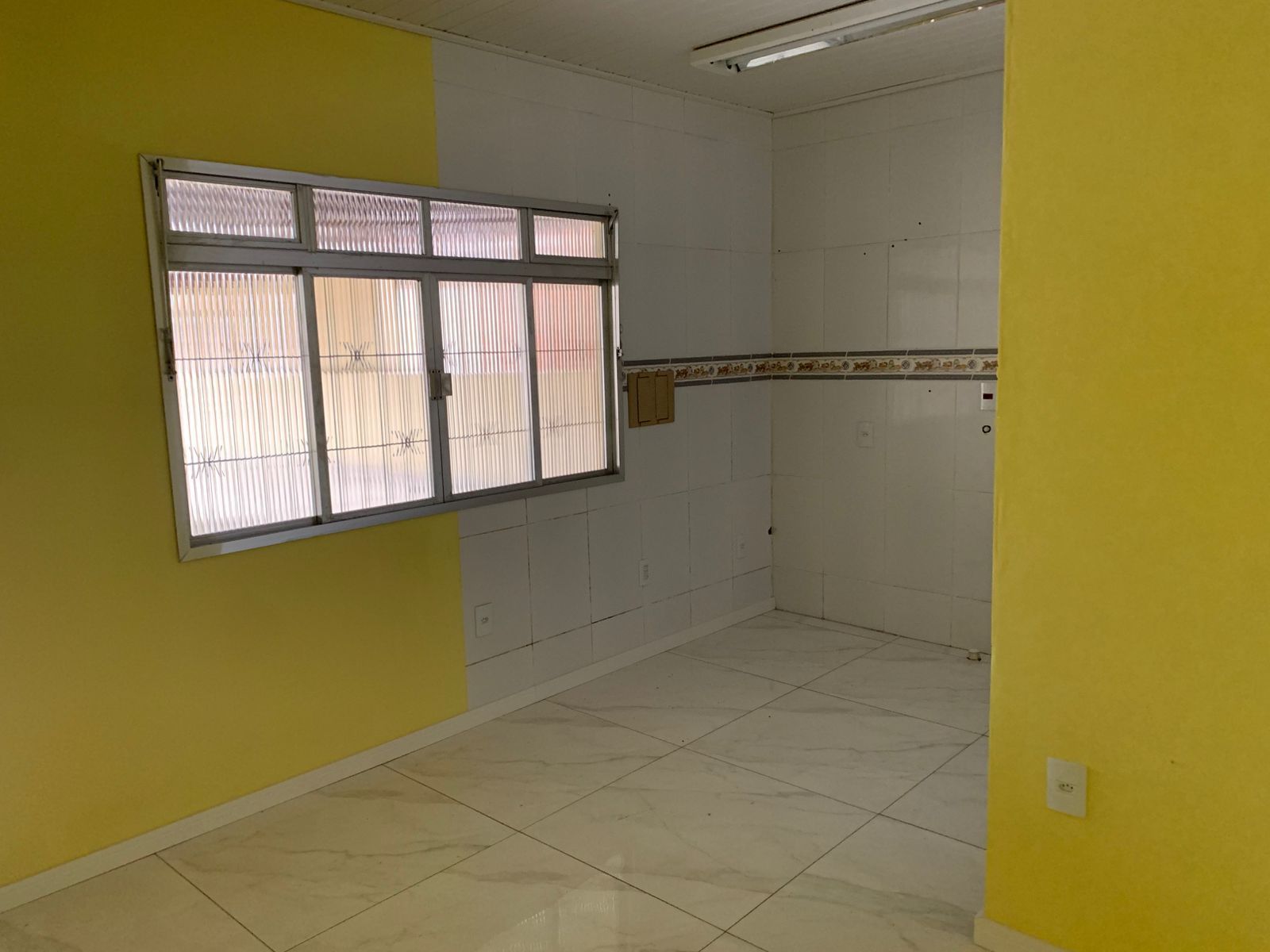 Casa à venda com 3 quartos, 56m² - Foto 21