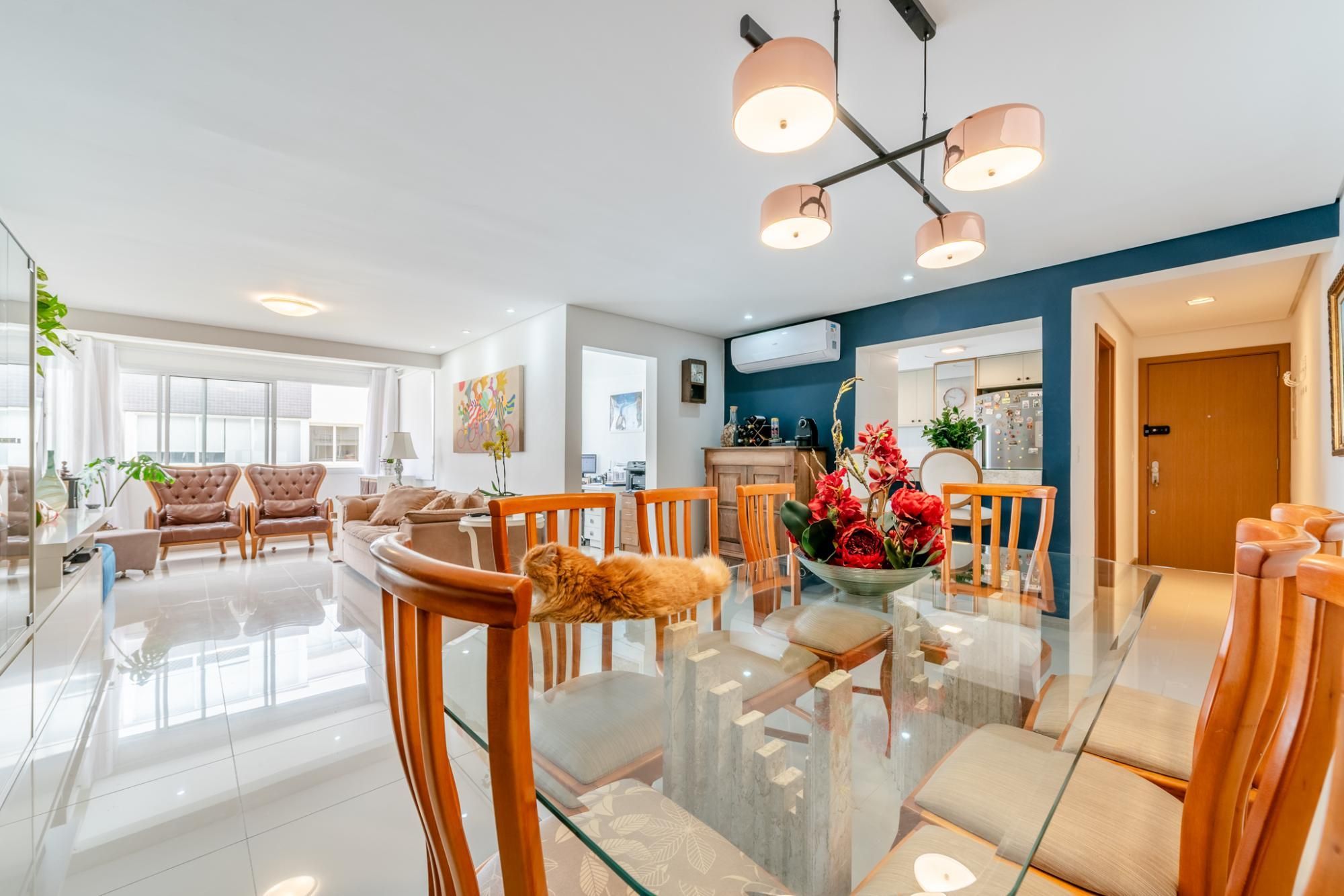 Apartamento, 3 Dormitórios, 2 Suítes, 4 Vagas, 134 m², Bairro Vila Jardim