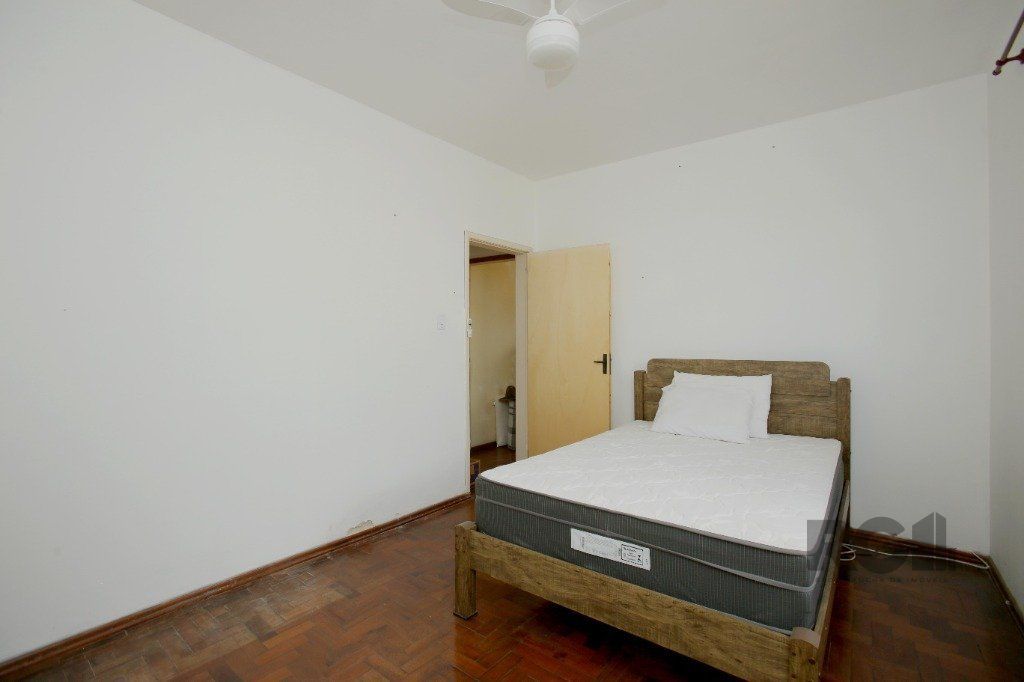 Casa à venda com 4 quartos, 150m² - Foto 7