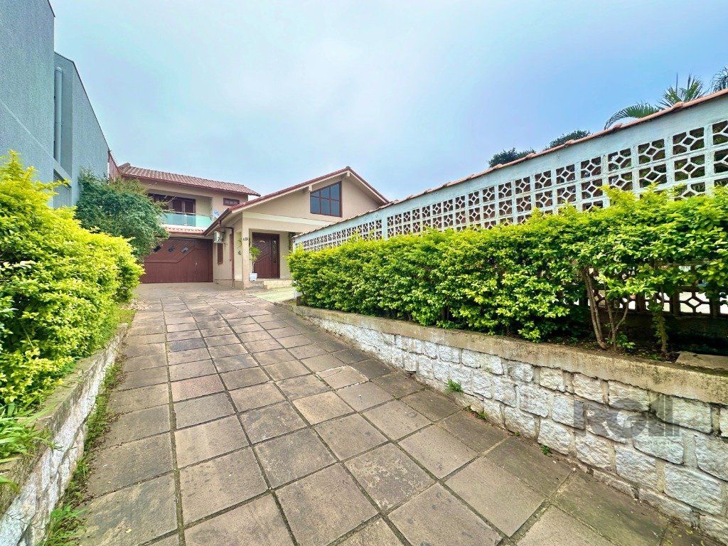 Casa à venda com 3 quartos, 290m² - Foto 14