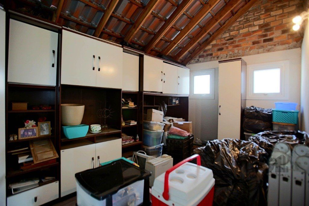 Casa à venda com 3 quartos, 300m² - Foto 47
