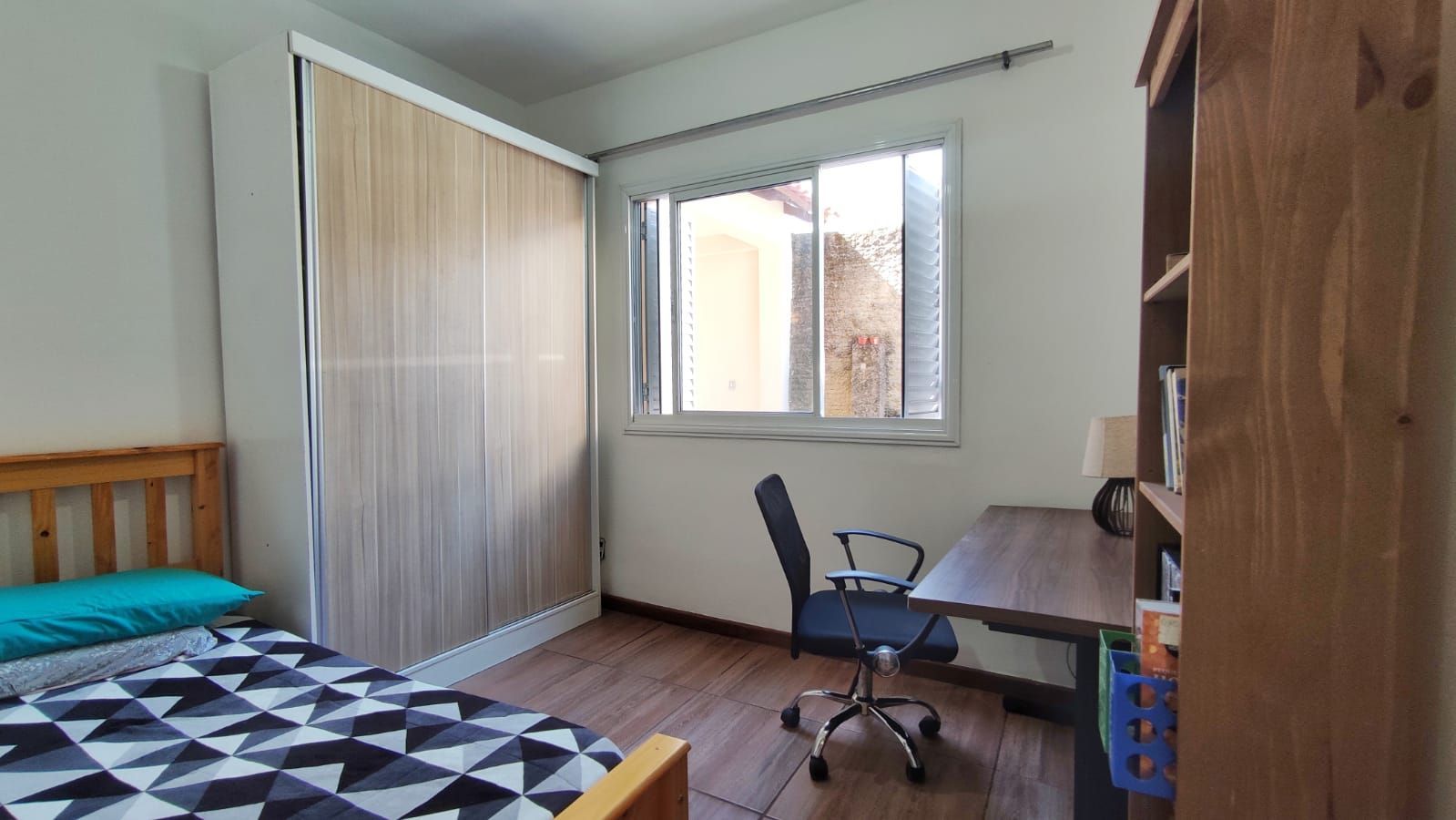 Casa à venda com 3 quartos, 222m² - Foto 8