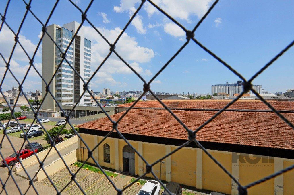 Apartamento à venda com 2 quartos, 66m² - Foto 22