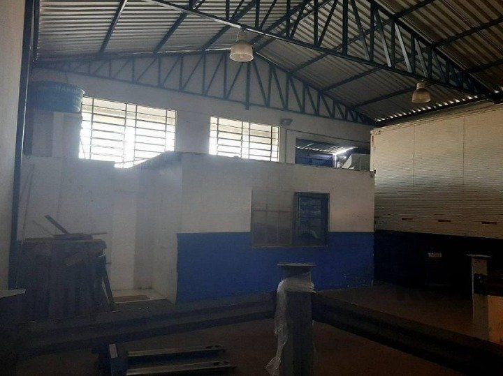 Depósito-Galpão-Armazém à venda, 209m² - Foto 12