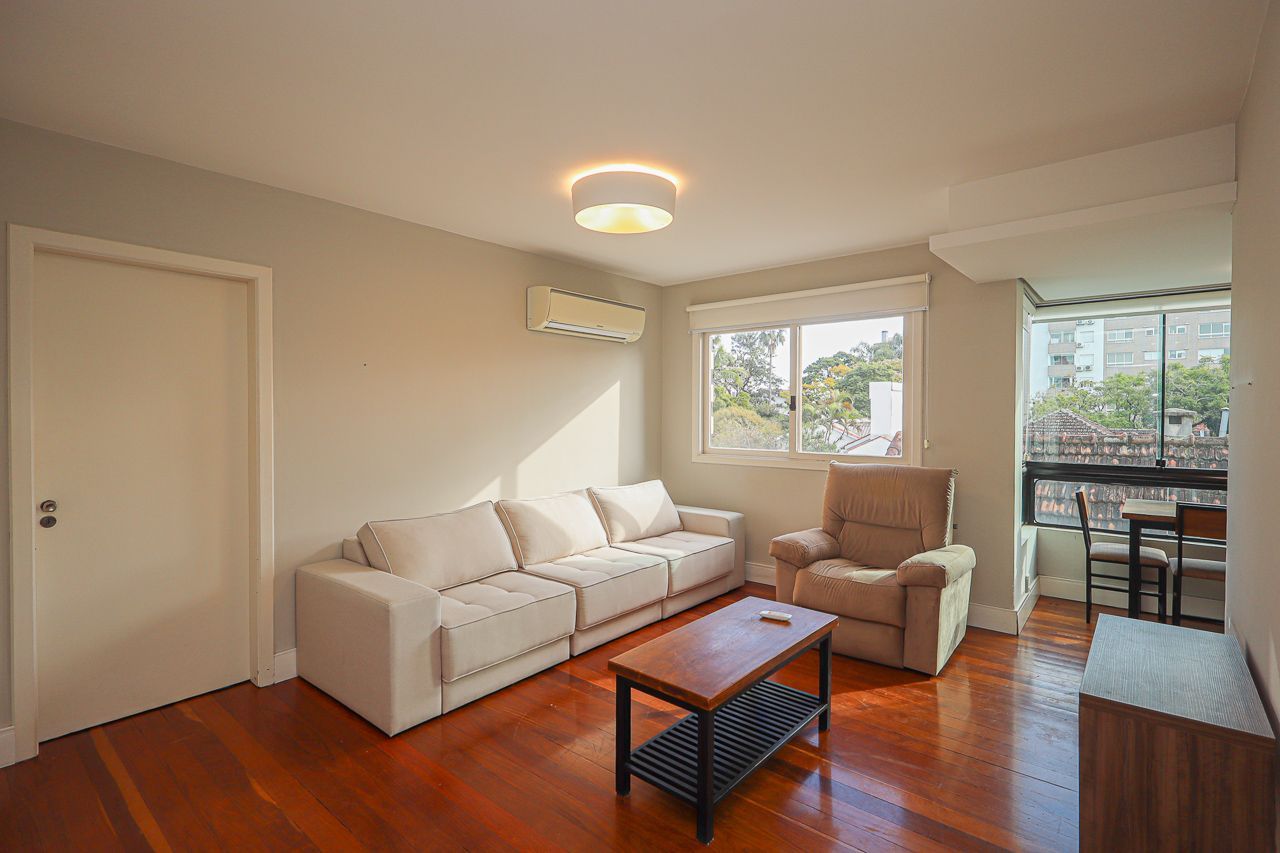 Apartamento 02 Quartos no Bairro Petrópolis em Porto Alegre
