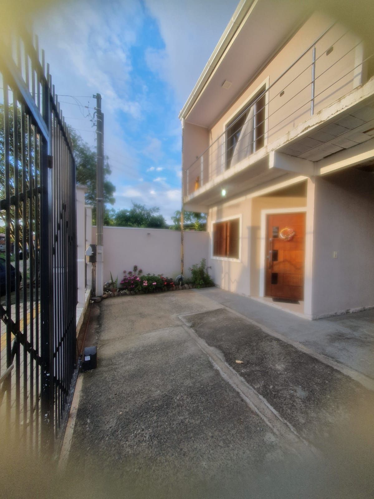 Casa, 3 Dormitórios, 2 Banheiros, 180m², Bairro Estância Velha, Canoas